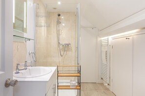 Towels - 3 Bed in Lynton (oc-e33950) (Lynmouth)