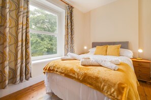 Fer et planche à repasser, Wi-Fi gratuit, draps fournis