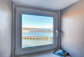 Interior - 2 Bed in Penzance (oc-mountv) (Penzance)