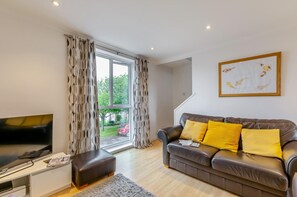 TV - 2 Bed in Broadstairs (oc-th019) (Broadstairs)