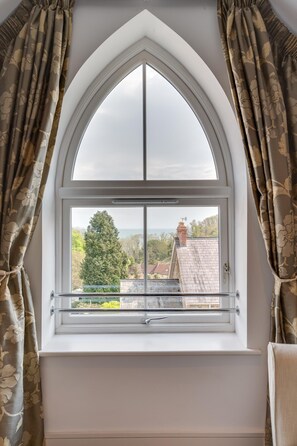 Interior - 1 Bed in Saundersfoot (oc-pw1007) (Saundersfoot)