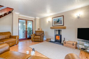 TV, fireplace - 3 Bed in Marske (oc-o33522) (Marske)
