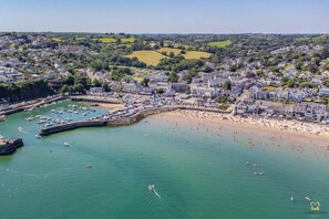 Marina - 4 Bed in Saundersfoot (oc-pw9262) (Saundersfoot)