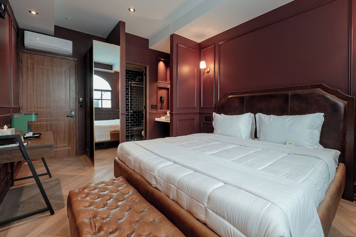 Luxury Double Room, City View