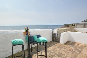 Outdoor dining - 2 Bed in Porthleven (oc-marin2) (Porthleven)