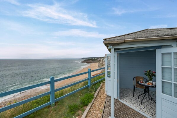Outdoor dining - 1 Bed in Porthleven (oc-granda) (Porthleven)