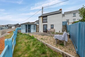 Exterior - 1 Bed in Porthleven (oc-granda) (Porthleven)