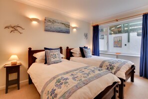 Free WiFi, bed sheets - 2 Bed in Porthleven (oc-lampho) (Porthleven)