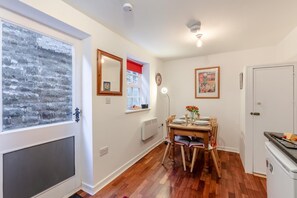 Dining - 2 Bed in Seahouses (oc-nb1972) (Seahouses)