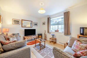 TV - 2 Bed in Seahouses (oc-nb1972) (Seahouses)