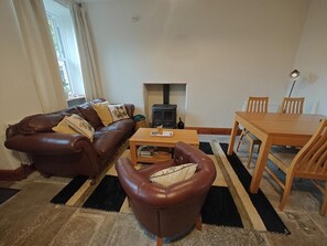 TV - 2 Bed in Sedbergh (oc-m33975) (Millthrop)