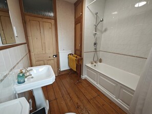 Towels - 2 Bed in Sedbergh (oc-m33975) (Millthrop)