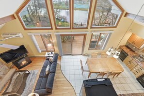 Smart TV, fireplace, video games, ping pong - Spacious Lakefront Retreat with Game Room, Deck & Fireplace (Pocono Lake)