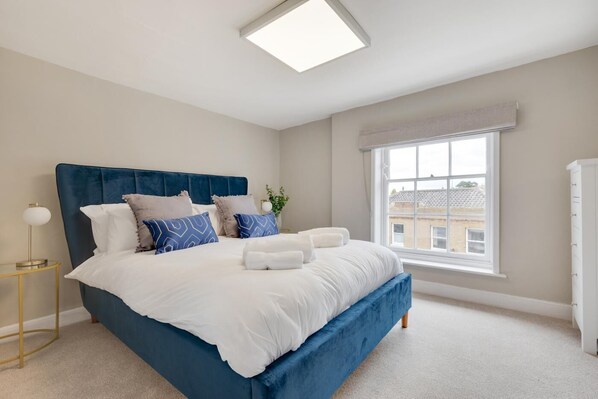 2 bedrooms, iron/ironing board, travel crib, free WiFi