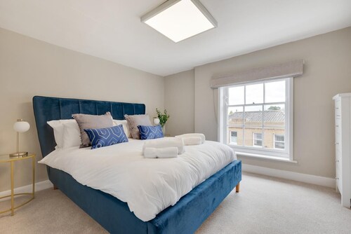 2 Bed in Holt (oc-2221)