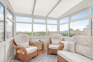 Interior - 3 Bed in Flamborough (oc-h33666) (Flamborough)