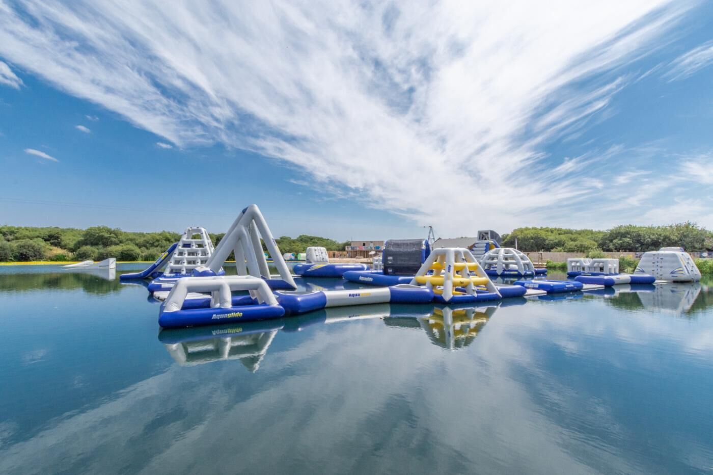 Marina/club náutico