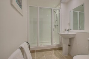 Towels - 2 Bed in Porthleven (oc-quaysi) (Porthleven)