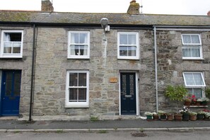 Exterior - 2 Bed in Porthleven (oc-seasal) (Porthleven)