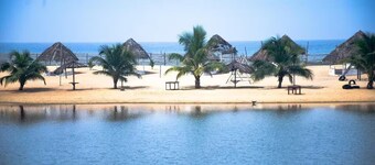 Lagoona Ocean Suites Monrovia Thinker’s Village