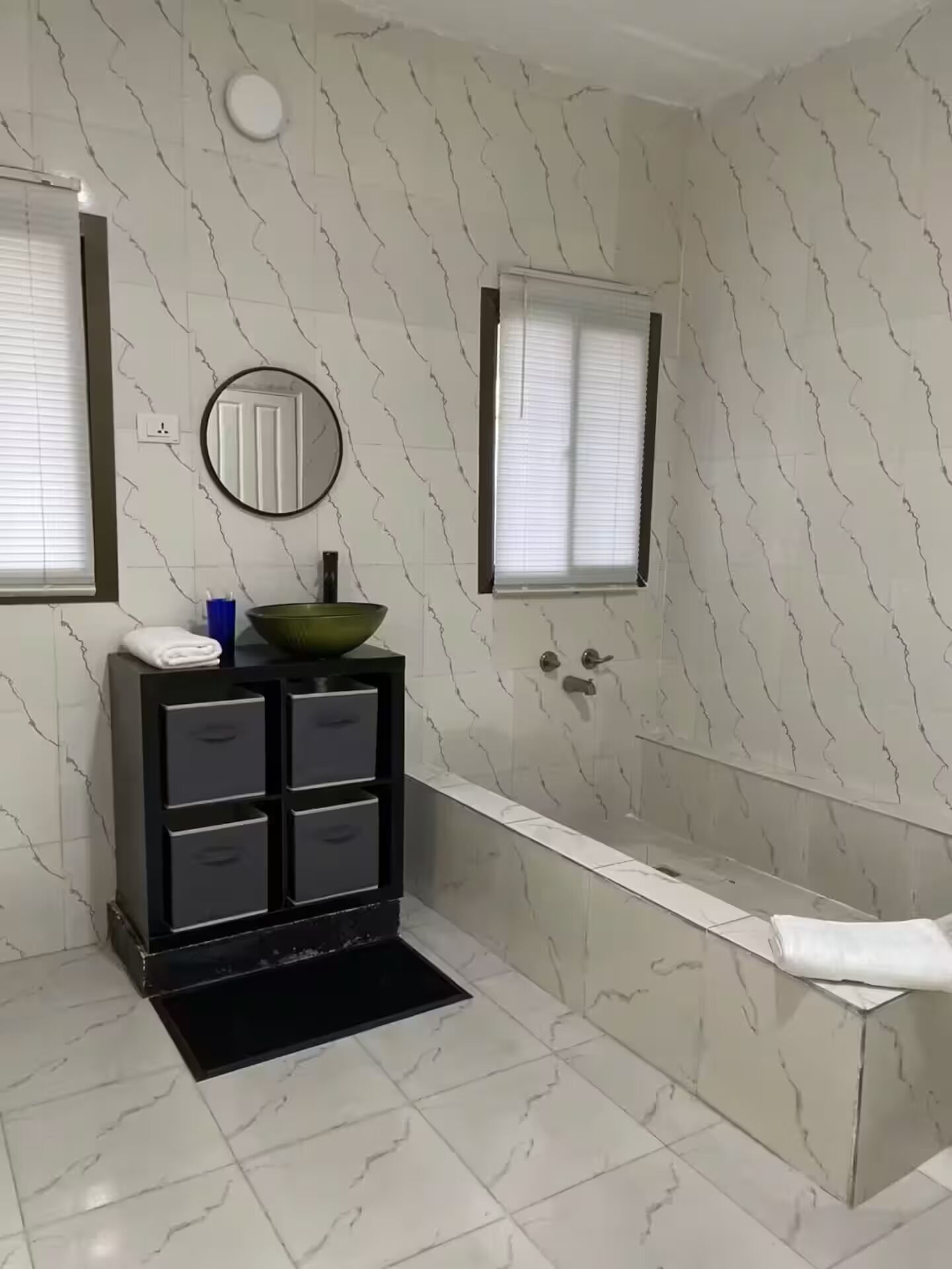 Handtücher, Seife, Toilettenpapier