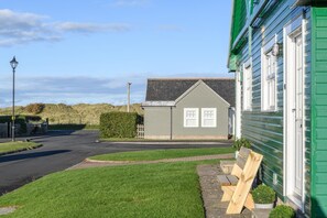 Exterior - 3 Bed in Bamburgh (oc-d33434) (Bamburgh)