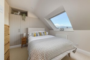 3 bedrooms, iron/ironing board, travel cot, free WiFi - 3 Bed in Bamburgh (oc-d33434) (Bamburgh)