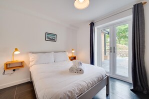 Iron/ironing board, travel cot, free WiFi, bed sheets - 3 Bed in Barmouth (oc-wah701) (Barmouth)