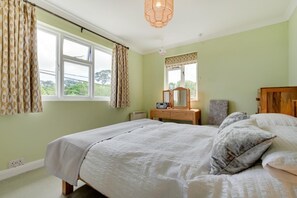 2 bedrooms, free WiFi, bed sheets