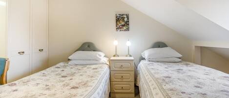 Free WiFi, bed sheets
