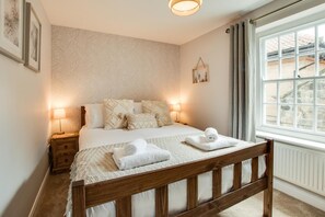 3 bedrooms, iron/ironing board, travel cot, free WiFi - 3 Bed in Grosmont (oc-wa321) (Grosmont)
