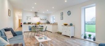 2 Bed in Hinton Blewett (oc-g34070)