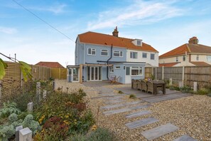 Exterior - 4 Bed in Cromer (oc-b34005) (Cromer)
