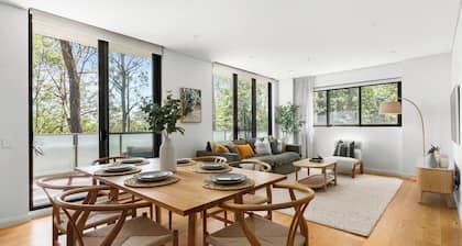 Upper North Shore Haven A Tranquil Treetop Escape