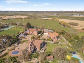 Exterior - 5 Bed in Walberswick (oc-hlwal) (Walberswick)