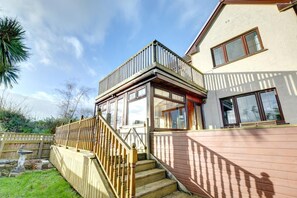Exterior - 3 Bed in Saundersfoot (oc-pw9096) (Saundersfoot)