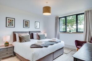 Fer et planche à repasser, Wi-Fi gratuit, draps fournis