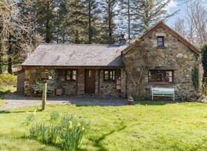 Exterior - 3 Bed in Llanrhychwyn (oc-wag577) (Llanrhychwyn)