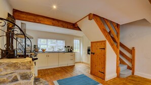 Unclassified image, 2 of 20, button - 3 Bed in Llanrhychwyn (oc-wag577) (Llanrhychwyn)