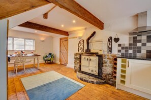 Interior - 3 Bed in Llanrhychwyn (oc-wag577) (Llanrhychwyn)
