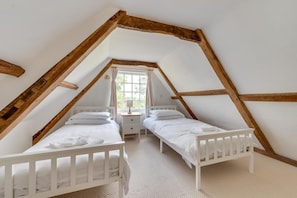 3 chambres, fer et planche Ă repasser, Wi-Fi gratuit, draps fournis