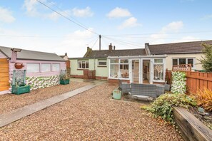 Exterior - 2 Bed in Lowick (oc-c34008) (Lowick)