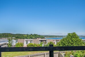 Property grounds - 3 Bed in Saundersfoot (oc-pw9101) (Saundersfoot)