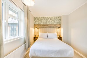 Iron/ironing board, free WiFi, bed sheets - 2 Bed in Hoveton (oc-w33854) (Hoveton)