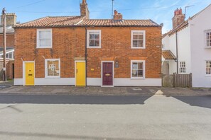 Exterior - 3 Bed in Southwold (oc-stan) (Southwold)