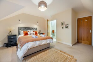Free WiFi, bed sheets - 5 Bed in Morpeth (oc-n34107) (Warkworth)