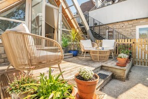 Terrace/patio - 2 Bed in Swanage (oc-wy636) (Swanage)