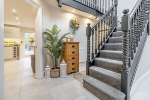 Interior - 3 Bed in Brithdir (oc-c33971) (Brithdir)