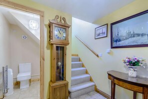 Interior - 2 Bed in Dunnington (oc-s34137) (Dunnington)