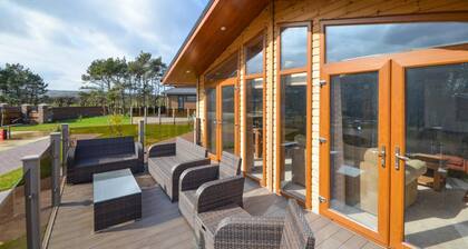 3 Bed in Whitby (oc-wa057)